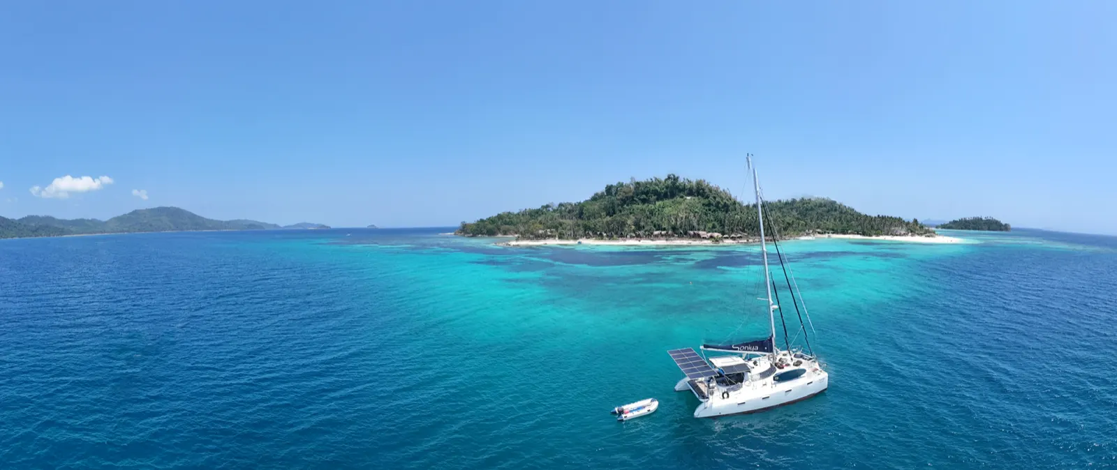 Same panorama, catamaran and island (alt crop)